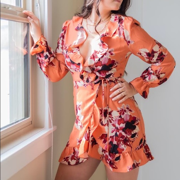 ☀️Boutique - Honey Punch Ruffle Floral Surplus Dress - Picture 2 of 5